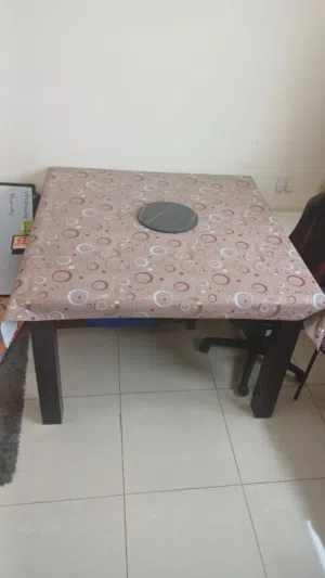 Dining Table squire 2x2