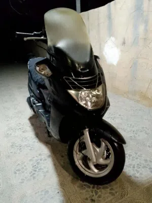 فسبه سيم سعرها الف وثمن ميه