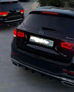mercedes-binz-glc-300-e-plug-in-hyprid