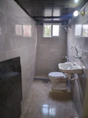 125 m2 3 Bedrooms Apartments for Sale in Zarqa Hay Al Nuzha