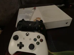 جهاز Xbox one s 1 tb،،،،،،، الوصف مهم