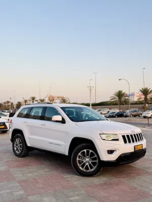 Jeep Grand Cherokee  جيب جراند شوروكي