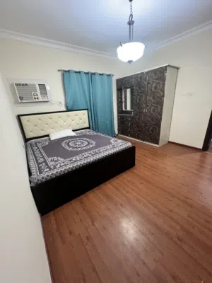 Room for rent for executive lady