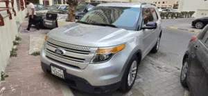 فورد اكسبلورر 2015 SUV للبيع بحالة جيد جدا 7 راكب