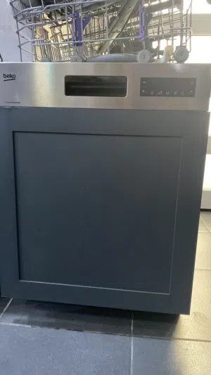 غسالة صحون يديدة