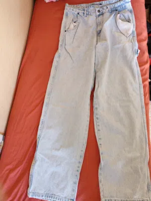 Baggy jeans