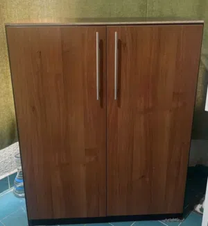 طاولة اخذية