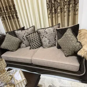 غرفة الضيوف 9 مقاعد