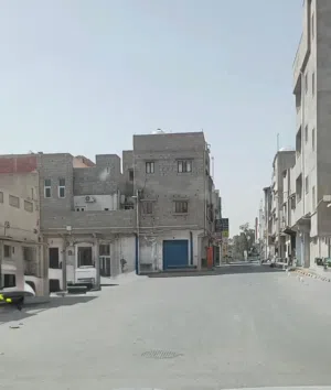 موقع تجاري ممتاز جدا لمنزل في راس حسن للبيع.. اقرأ الإعلان اكويس