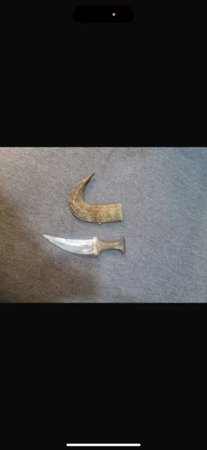 خنجر توراثي و قوي