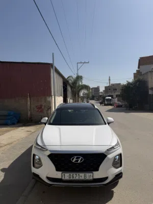 Used Hyundai Santa Fe in Qalqilya