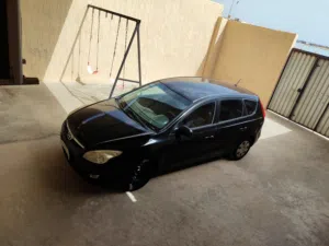 هونداي لنترا اي 30 محرك 20 2012