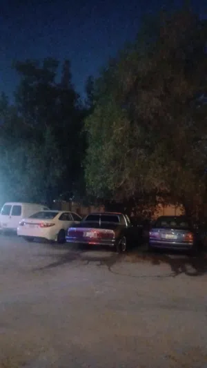محل هواتف لبيع في حولي متفرع من شارع تونس