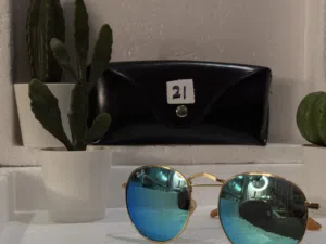 نظارة ريبان أصلية (مستعملة)  Original Ray-Ban Sunglasses (Used)