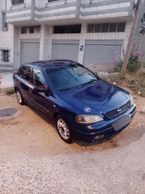 اوبل استرا 2002