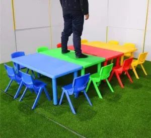 طاولة مستطيلة عظم بلاستيك مقوى مستورد نخب اول مع ارجل حديد متوفر الوان. خدمة التوصيل لجميع المحافظات