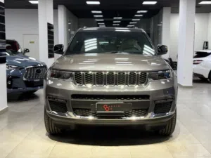 Jeep Grand Cherokee Laredo 2025