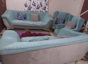 طقم أنتريه مودرن راقي بحالة جيده قابل للتفويض