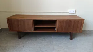 tv table/bench
