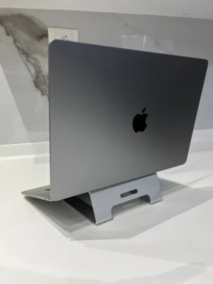 ماك بوك آير 15 إنش M3 (2024) — بحالة ممتازة