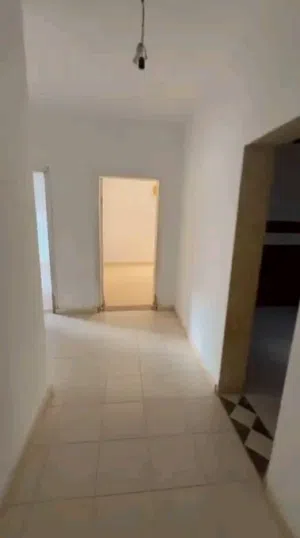 200 m2 More than 6 bedrooms Townhouse for Sale in Benghazi Masr St