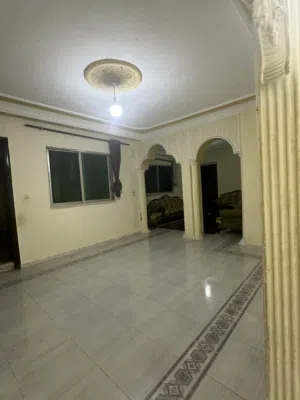 150 m2 2 Bedrooms Apartments for Rent in Zarqa Al Zarqa Al Jadeedeh