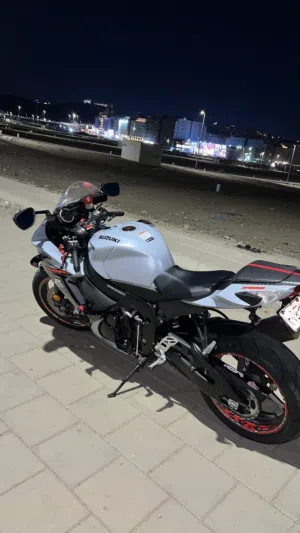 سوزوكي Gsxr-600