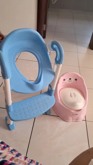 toilet stepper and baby potty both 5bd