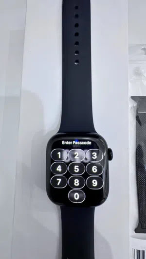 Excellent Condition Apple Watch Series 11 (42mm, Aluminum) with Warranty