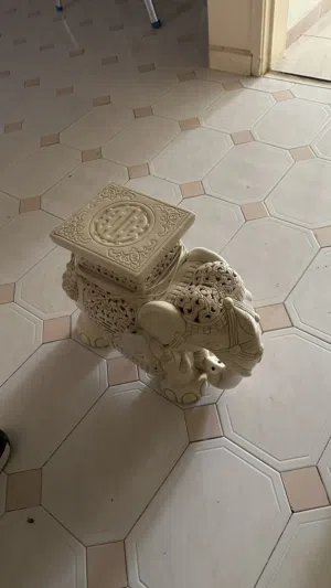 Vintage Elephant stand with bulb