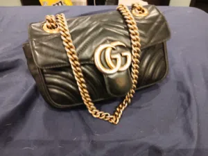 شنطة غوتشي