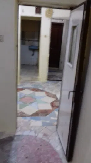 شقه للايجار ارضي في عزبة الشال 1200