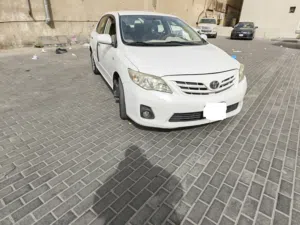 سياره كورلا بحاله ممتازه جدااا2013