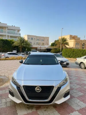 Used Nissan Altima in Abu Dhabi