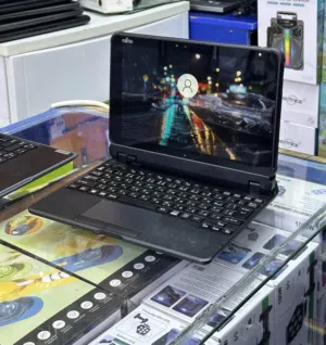 USED Fujitsu Arrow Tab Q5010 – 2 in 1 Laptop + Tablet 4GB RAM 64GB RAM