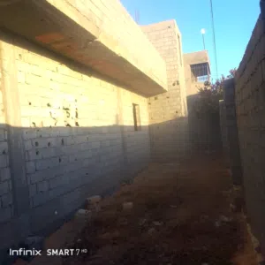 حوش مساحة 500 متر مسقوف 280 متر هيكل