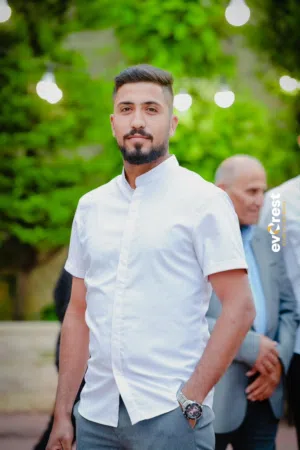 مصطفى الحطبة 