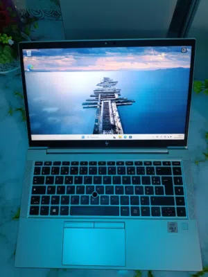 HP Elitebook 840 G7 core i5 10eme génération 16GB RAM DDR4 256GB NVMe PCIe SSD Écran 14p Tactile
