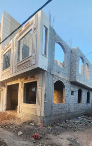 2 m2 5 Bedrooms Apartments for Sale in Sana'a Hezyaz