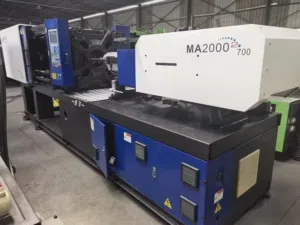 ايجار مكينة حقن البلاستيك