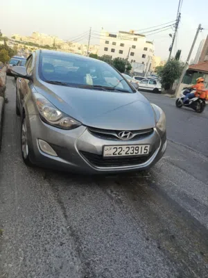 هيونداي افانتي 2013