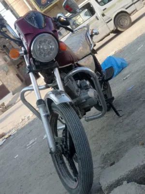 دراجة بوتيان نظيف جدا ، مكينه قوة القوه