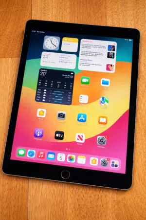 Apple iPad 6th Generation Slim And Powerful Fully Tested 100% Working Neat And Clean