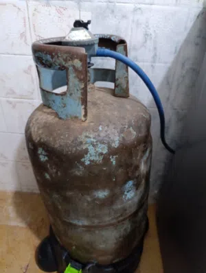اسطوانة غاز للبيع