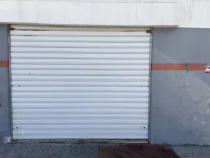 سرانتي شبه جديد في حالة جيدة