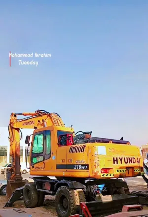hi Hyundai 210 excavator  model 2012 manual engine