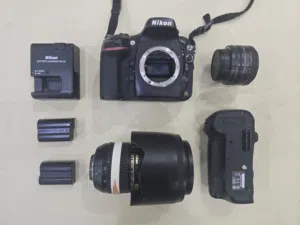 Nikon D800 for Sale, with Full Kit, lens and Accessories