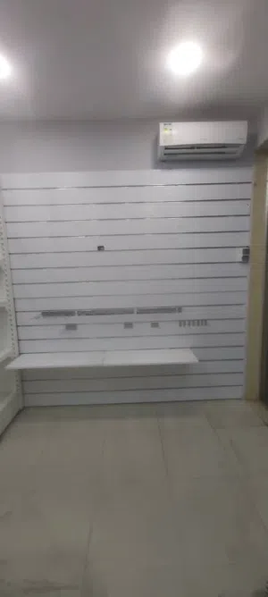 زوز لوحات عرض نضاف . عرض الوحدة زوز ميترو