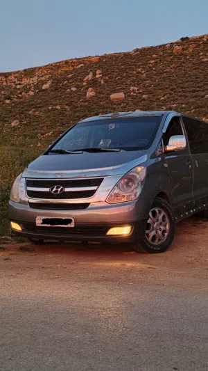 هيونداي H1 موديل 2012 بصلاه عل نبي  استعمال شخصي