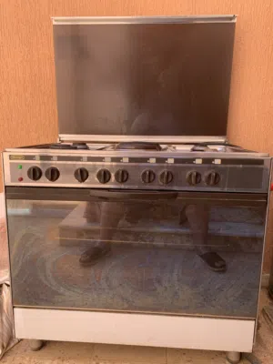 فرن سته رؤوس ( De’ Longhi ) مستعمل للبيع